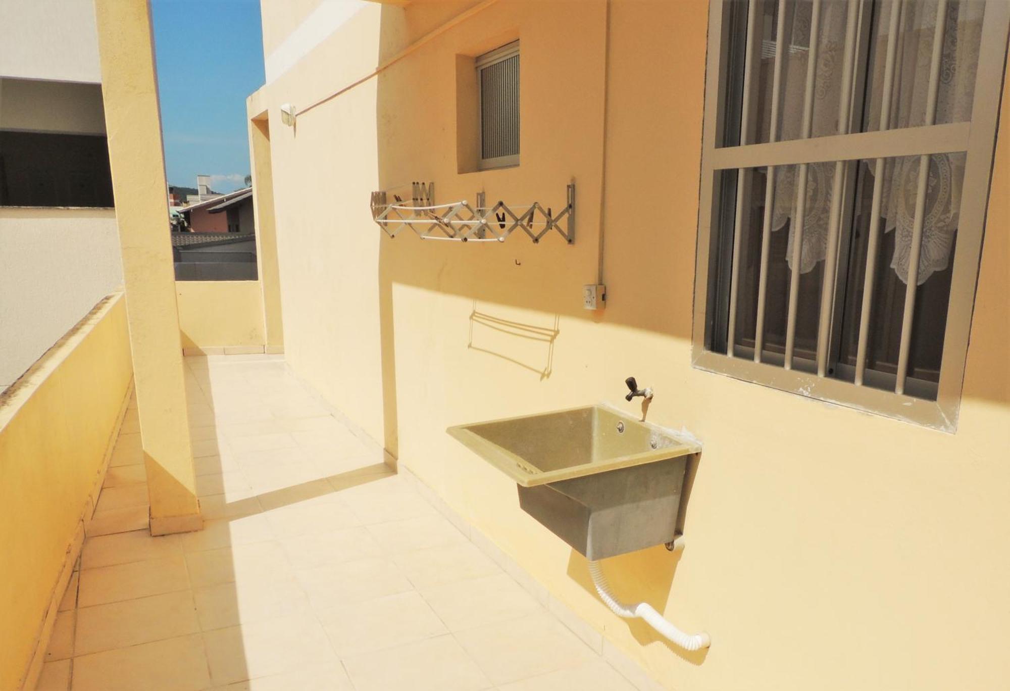 Residencial Kelly Cristina Apartment Bombinhas Exterior photo