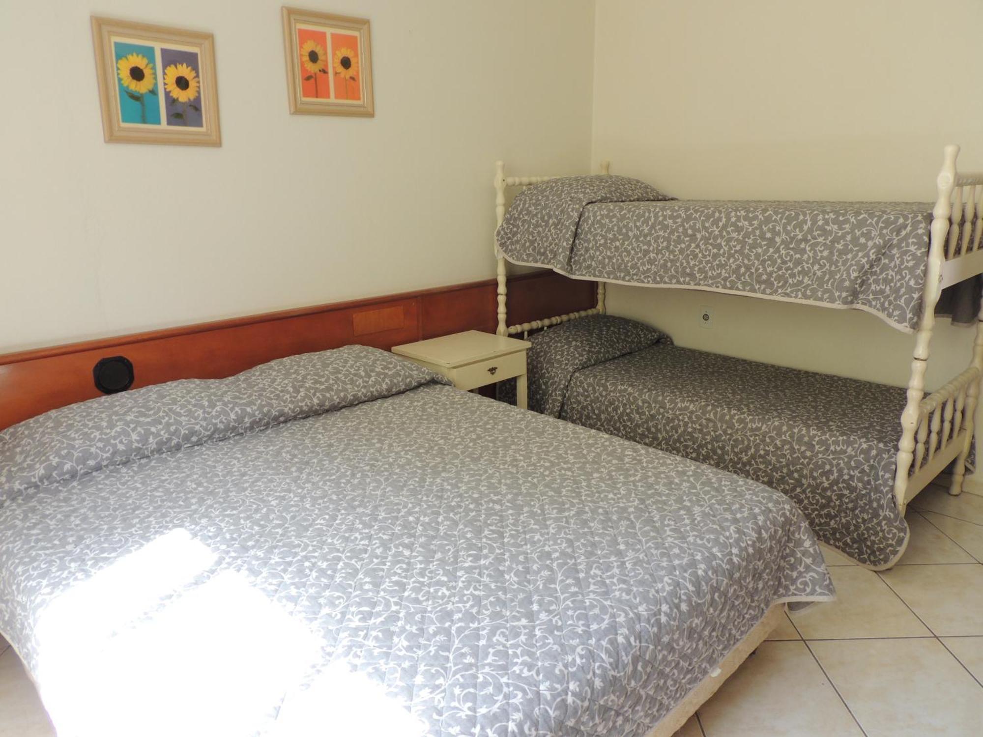 Residencial Kelly Cristina Apartment Bombinhas Exterior photo