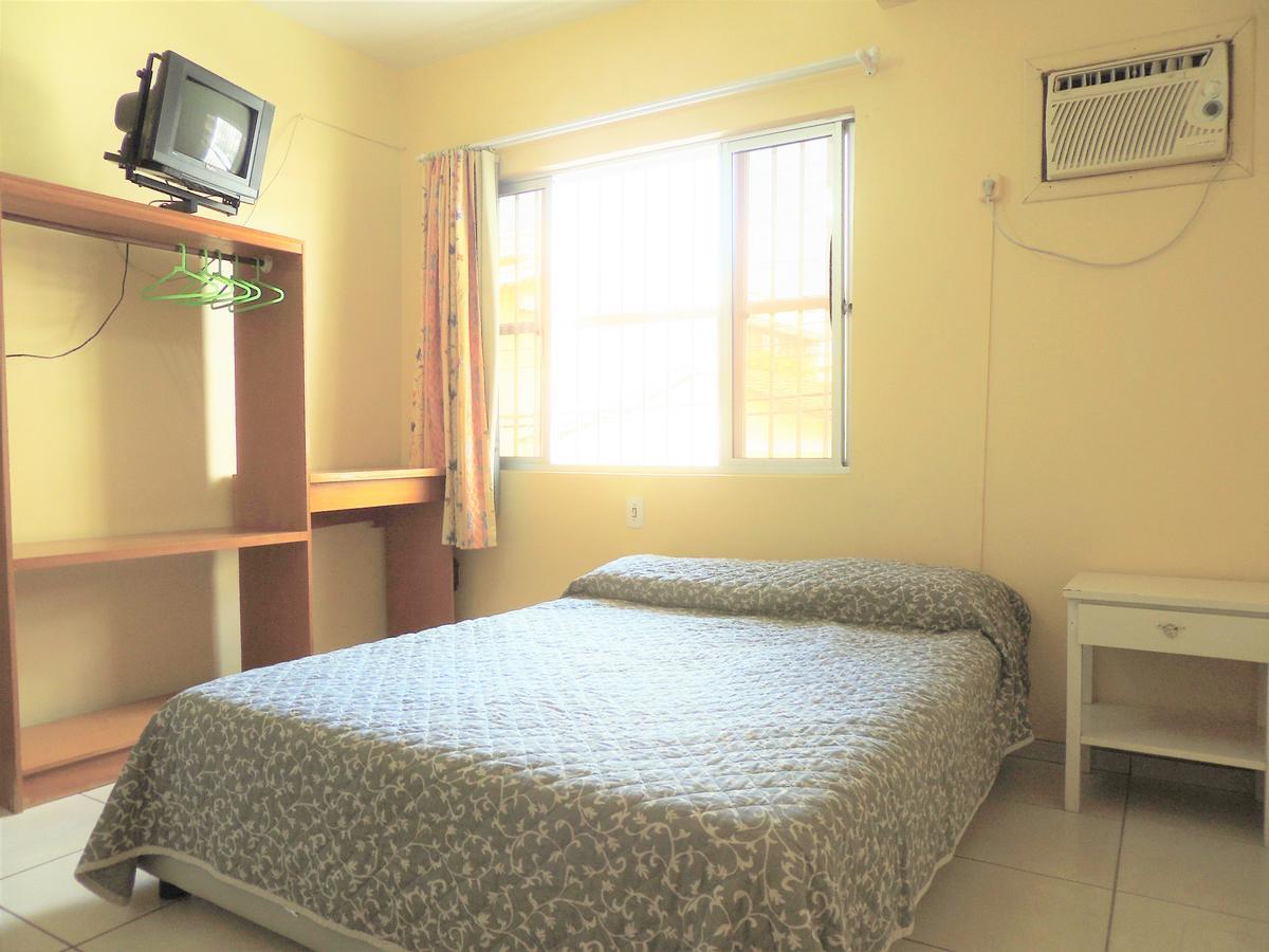 Residencial Kelly Cristina Apartment Bombinhas Exterior photo