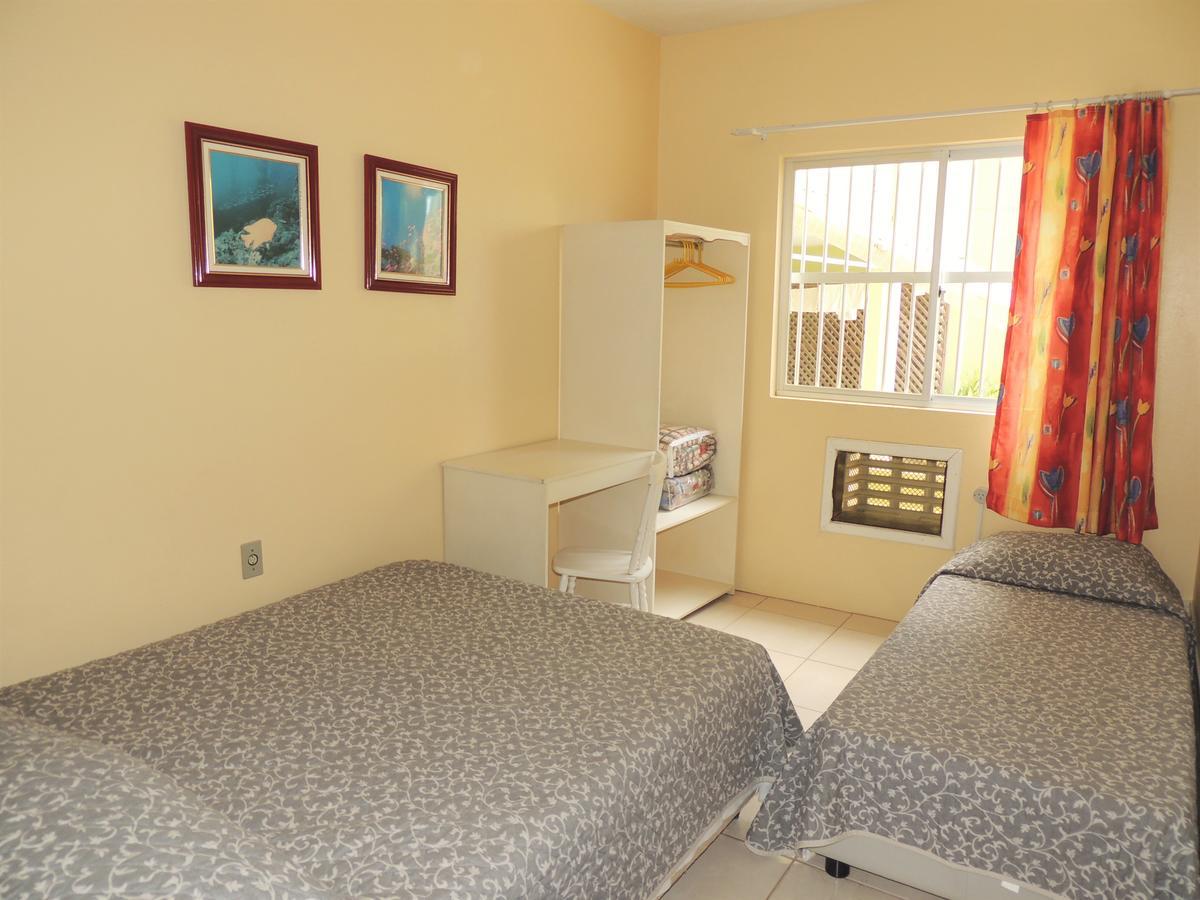 Residencial Kelly Cristina Apartment Bombinhas Exterior photo