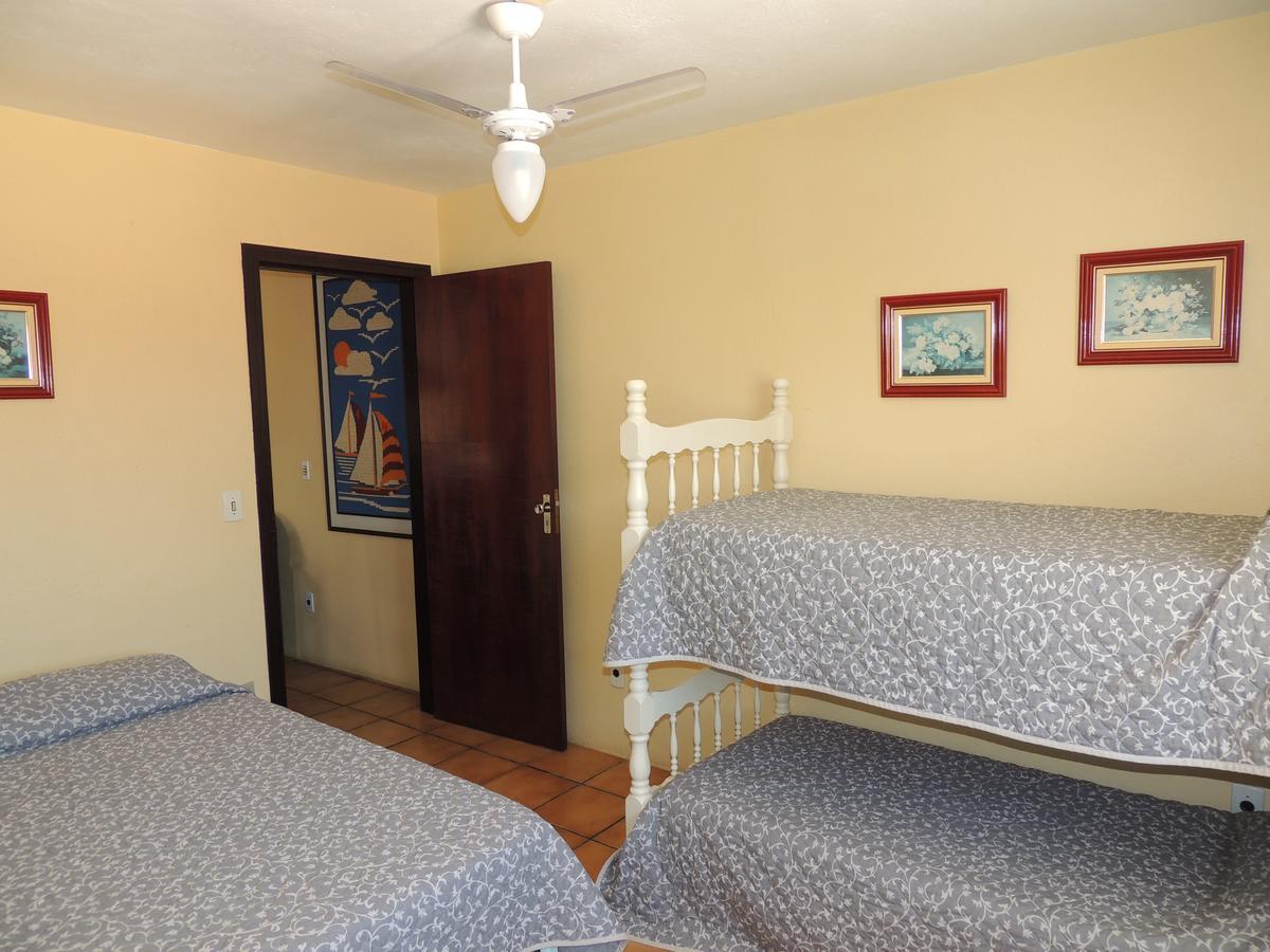 Residencial Kelly Cristina Apartment Bombinhas Exterior photo