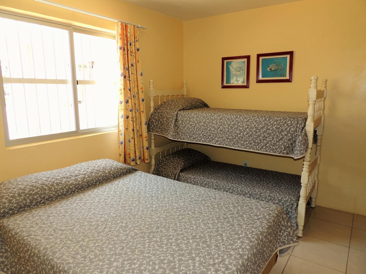Residencial Kelly Cristina Apartment Bombinhas Exterior photo
