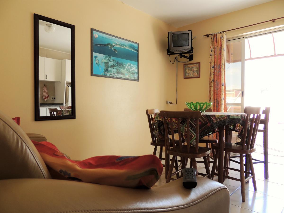 Residencial Kelly Cristina Apartment Bombinhas Exterior photo
