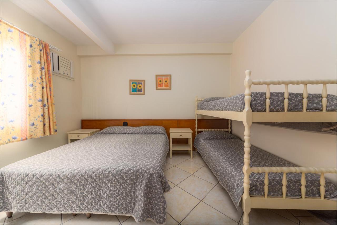 Residencial Kelly Cristina Apartment Bombinhas Exterior photo